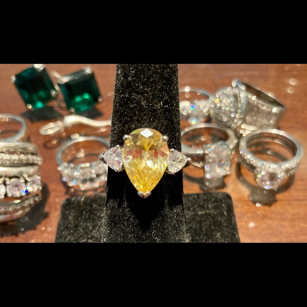Simulated 6 Carat Pear Cut “Canary” Diamond SZ 7